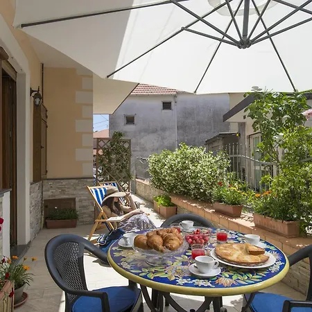 Sweet House Holiday home *